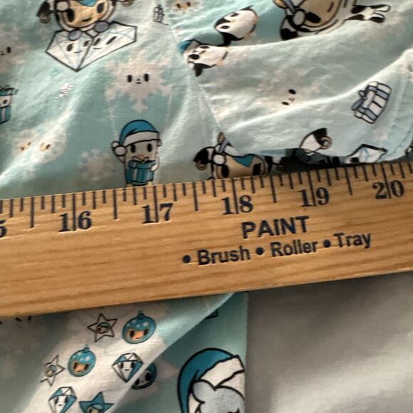 Tokidoki by Koi Womens Medium Blue Cartoon Print Scrub Top Pockets Medical Nurse - Picture 12 of 16